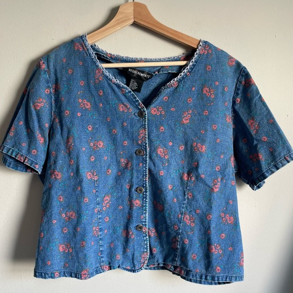 Requirements Tops - Denim floral crop button down